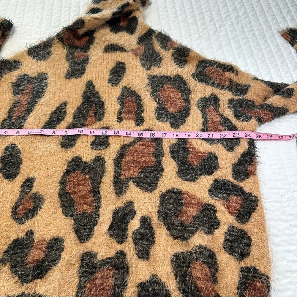 Show Me Your MuMu Women’s Fatima Turtleneck Sweater Cheetah Fever Knit Size XS - Picture 6 of 16